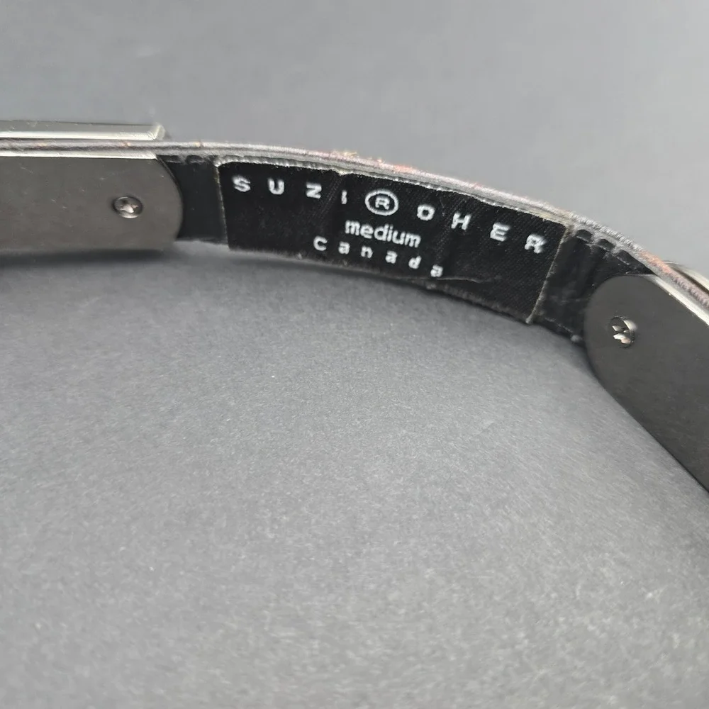 Suzi Roher Metal Leather Stretch Belt Brown Croc Gunmetal Carabiner Medium